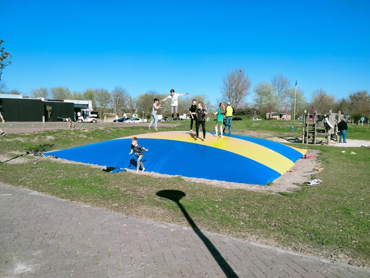 Bj Chalets - Robbengat 85 - Gezellige Chalet Op Vakantiepark Lauwersoog! Vroege Incheck! Met Airco! ภายนอก รูปภาพ