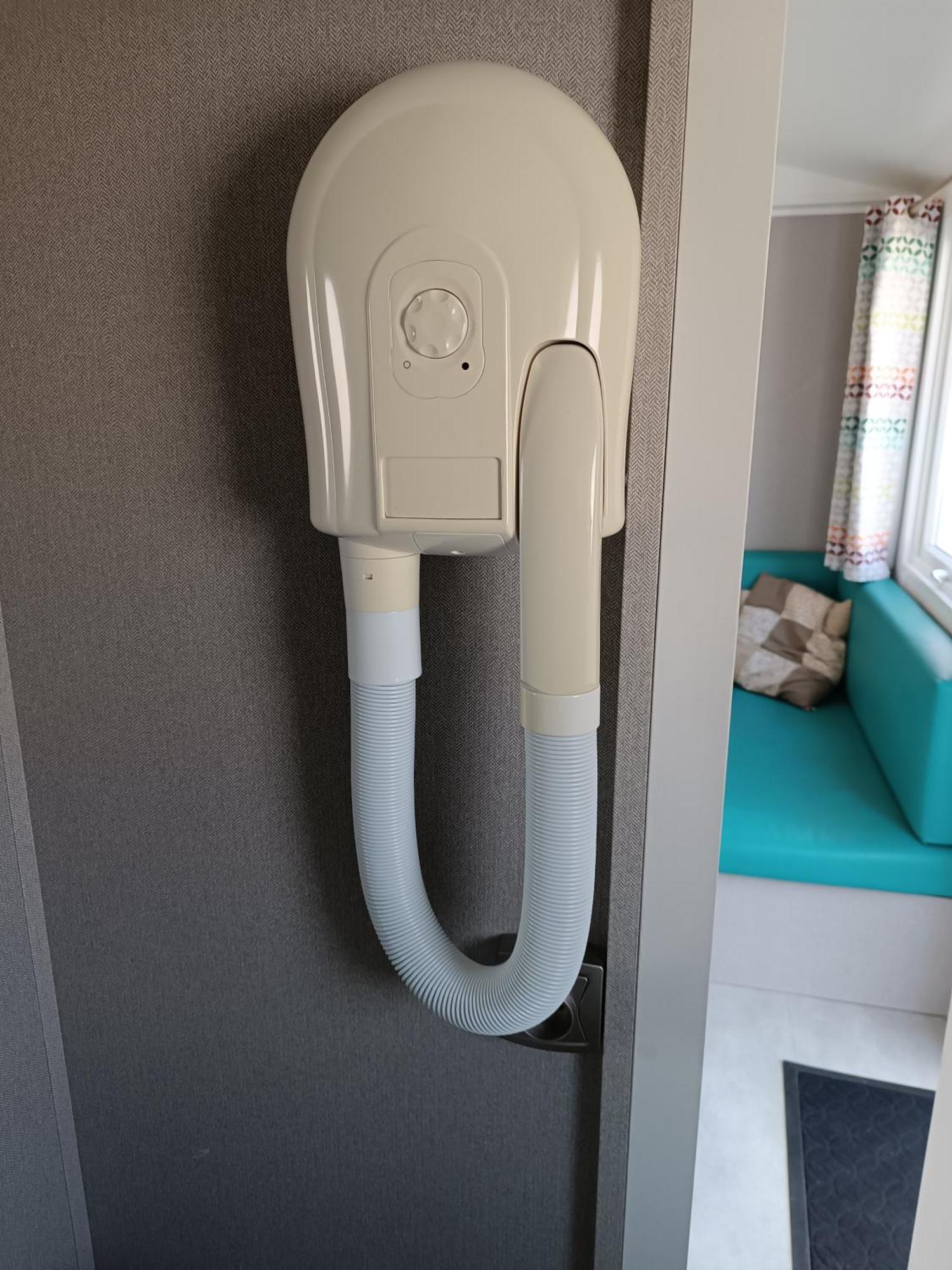 Bj Chalets - Robbengat 85 - Gezellige Chalet Op Vakantiepark Lauwersoog! Vroege Incheck! Met Airco! ภายนอก รูปภาพ